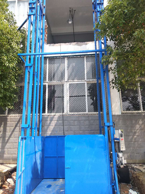 導軌式液壓升降貨梯 導軌式液壓升降貨梯