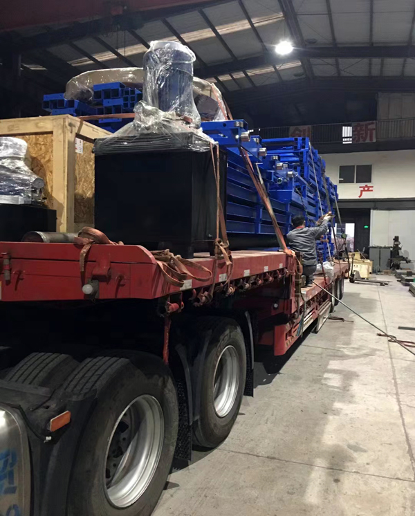 液壓升降機 液壓升降機